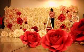 Оформление свадебного зала бумажными цветами